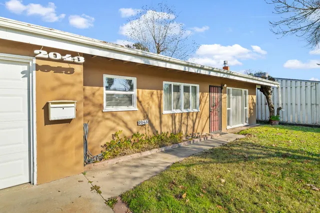 $369,000 | 2043 Ellis Street, Modesto, CA 95354