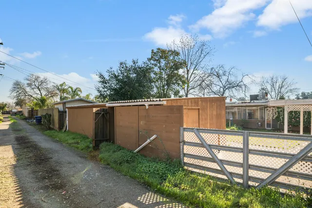 $369,000 | 2043 Ellis Street, Modesto, CA 95354