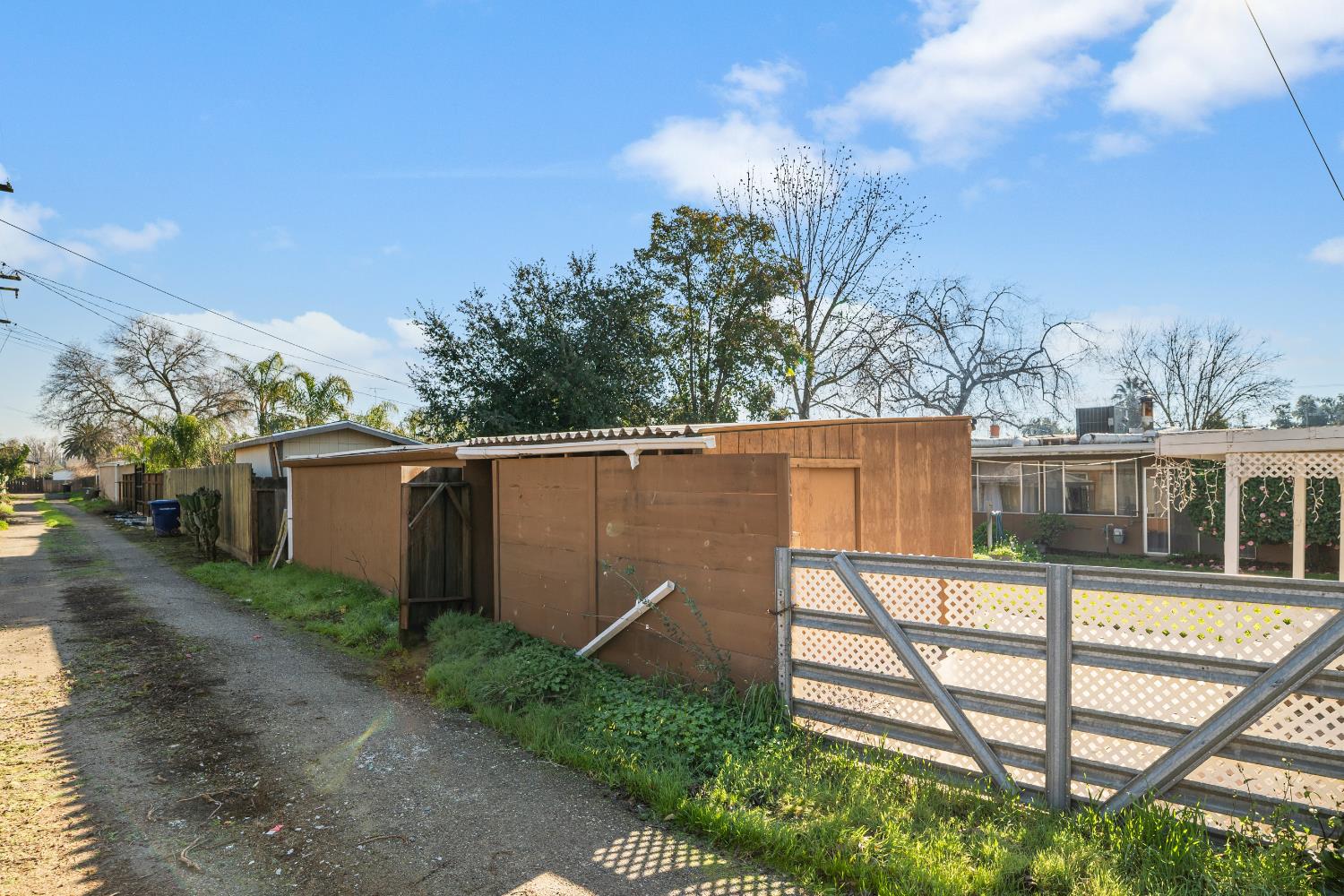 2043 Ellis Street Modesto, CA 95354 - Photo 43 of 44