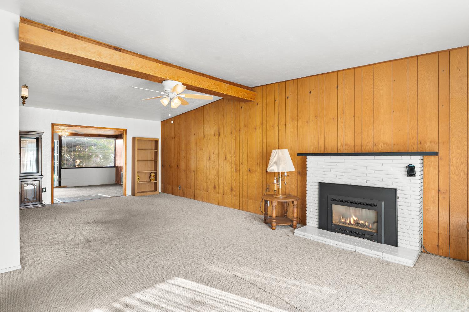 2043 Ellis Street Modesto, CA 95354 - Photo 7 of 44