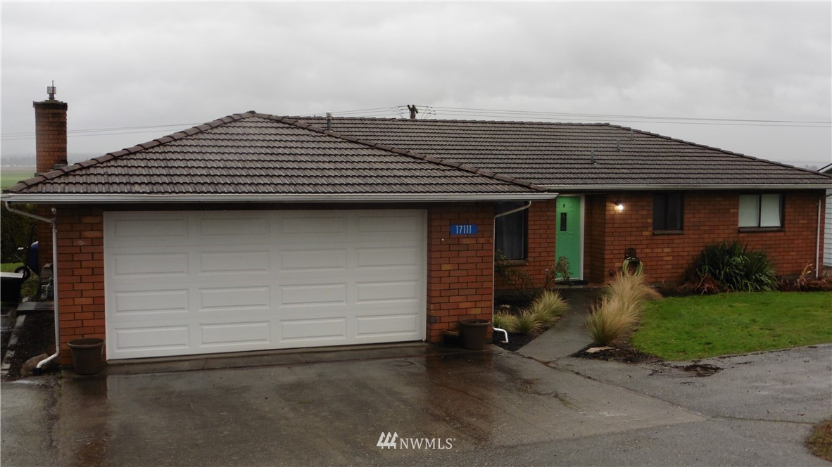 17111 Peterson Road Burlington, WA 98233 - Photo 1 of 12 Gallery Image 1