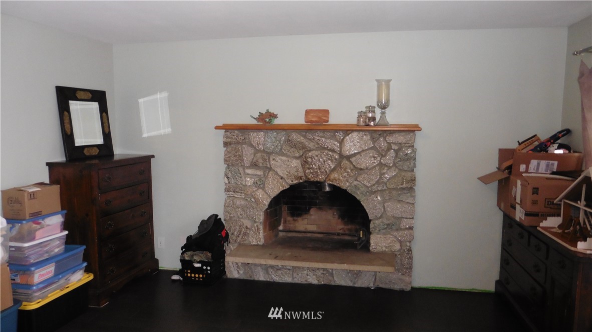 17111 Peterson Road Burlington, WA 98233 - Photo 4 of 12 Gallery Image 4