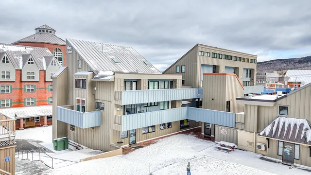 $669,000 | 3027 Main Street, Unit 3027, Carrabassett Valley, ME 04947