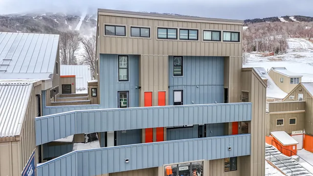 $669,000 | 3027 Main Street, Unit 3027, Carrabassett Valley, ME 04947