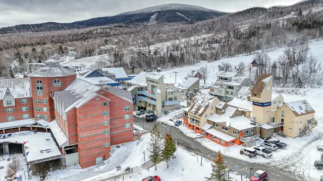 $669,000 | 3027 Main Street, Unit 3027, Carrabassett Valley, ME 04947