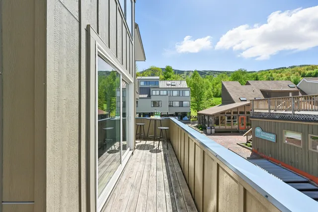 $669,000 | 3027 Main Street, Unit 3027, Carrabassett Valley, ME 04947