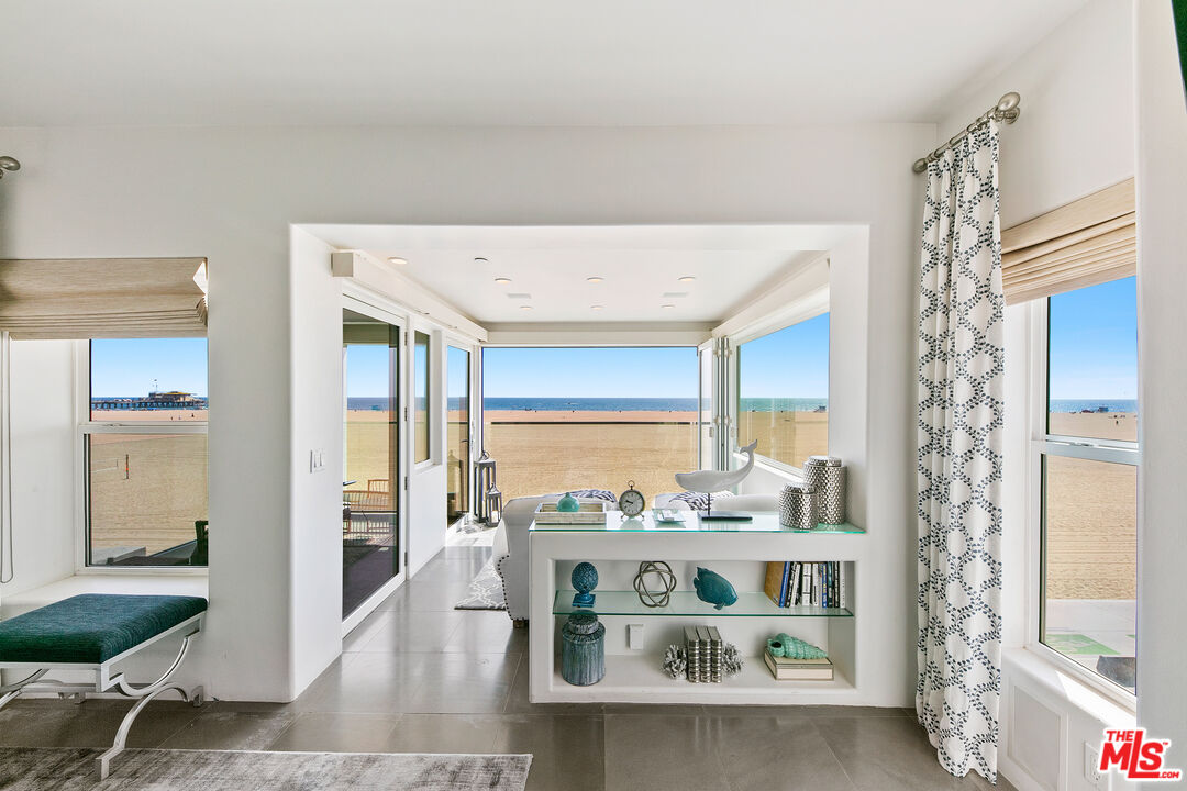 1341 Palisades Beach Road Santa Monica, CA 90401 - Photo 38 of 68