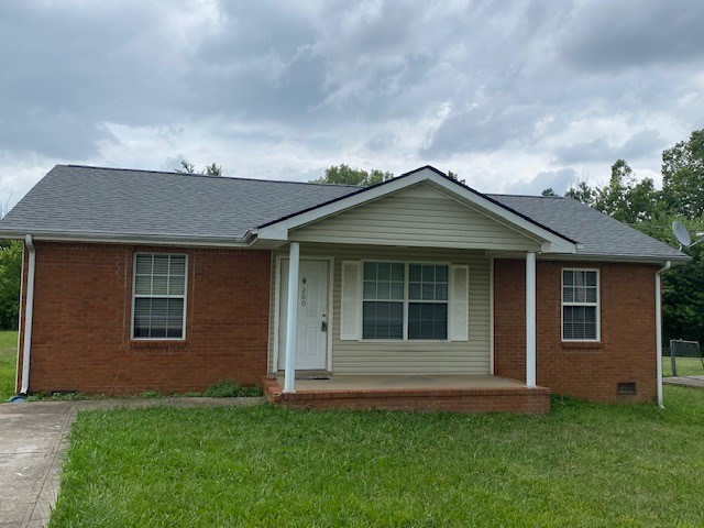 200 Hugh Hunter Road Oak Grove, KY 42262 - Photo 1 of 15