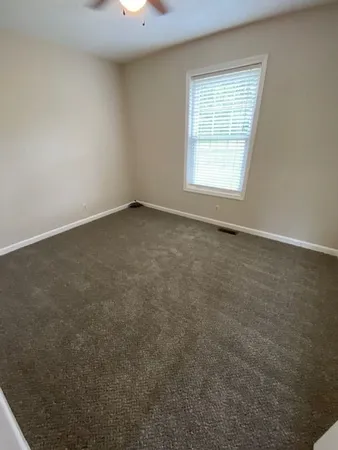 $1,050 | 200 Hugh Hunter Road, Oak Grove, KY 42262