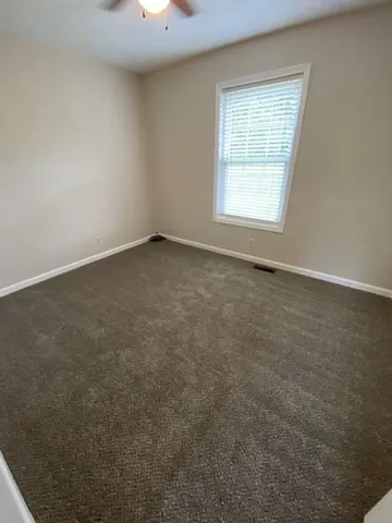 $1,050 | 200 Hugh Hunter Road, Oak Grove, KY 42262