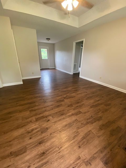 200 Hugh Hunter Road Oak Grove, KY 42262 - Photo 2 of 15