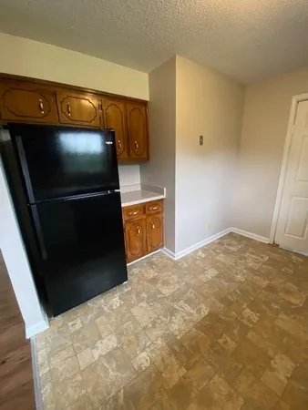 $1,050 | 200 Hugh Hunter Road, Oak Grove, KY 42262