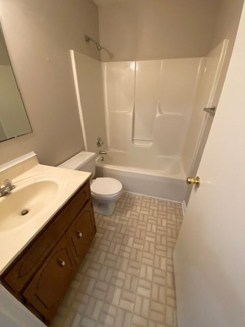 200 Hugh Hunter Road Oak Grove, KY 42262 - Photo 10 of 15