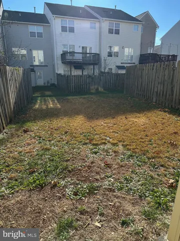 $2,200 | 7114 Wytheville Circle, Fredericksburg, VA 22407