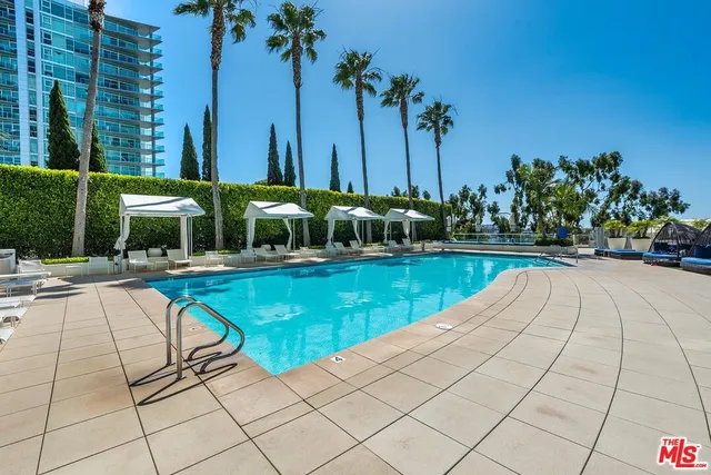 $1,149,000 | 13700 Marina Pointe Drive, Unit 617, Marina del Rey, CA 90292