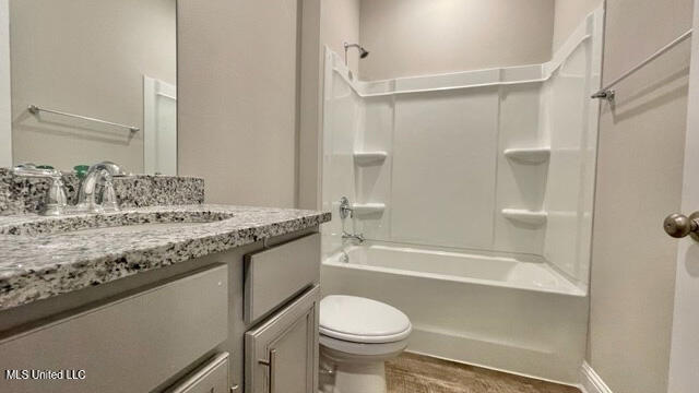 15945 Blue Rdg Drive Gulfport, MS 39503 - Photo 25 of 28 Hall Bathroom