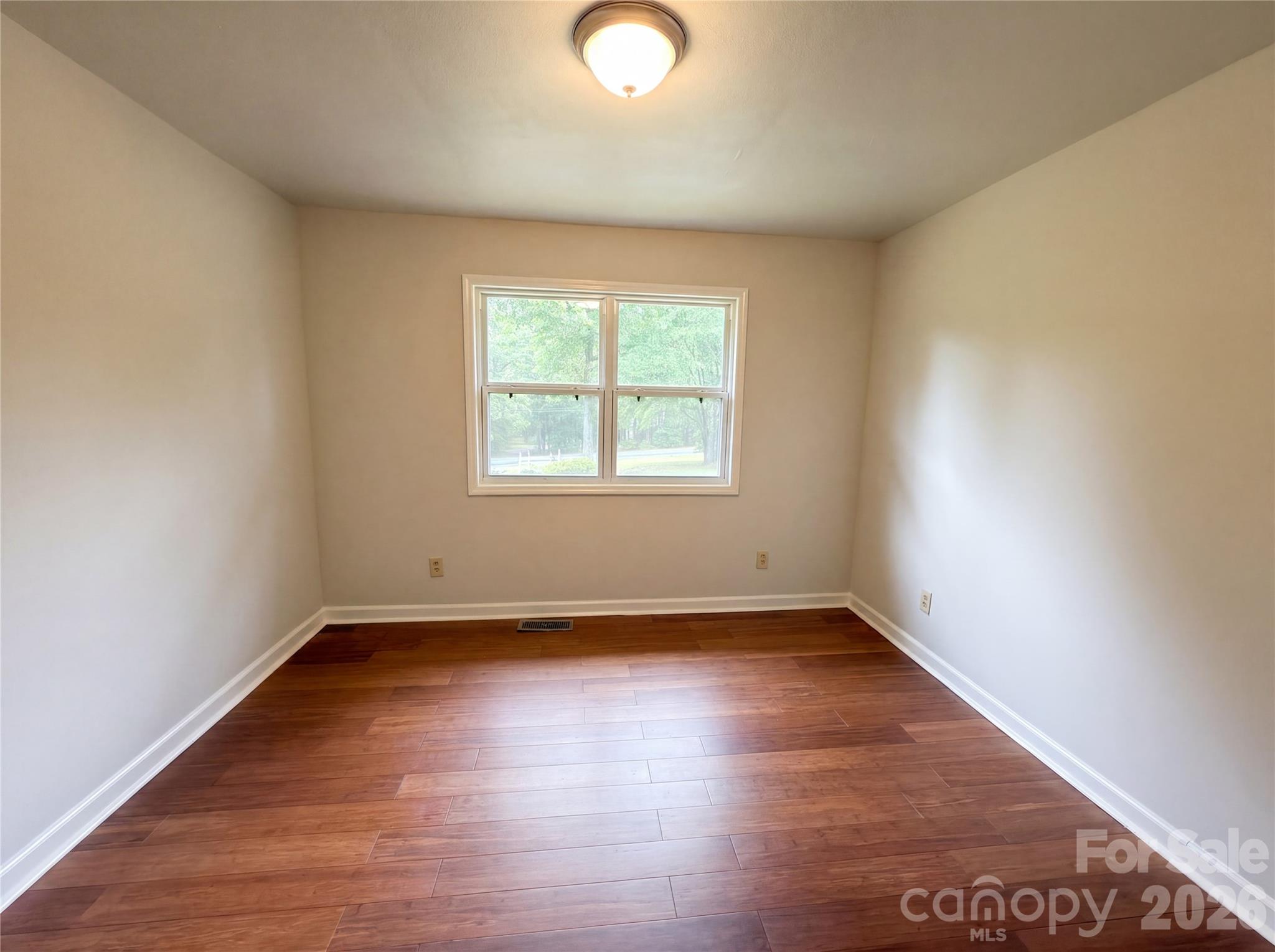 565 Rutledge Drive Catawba, SC 29704 - Photo 9 of 18
