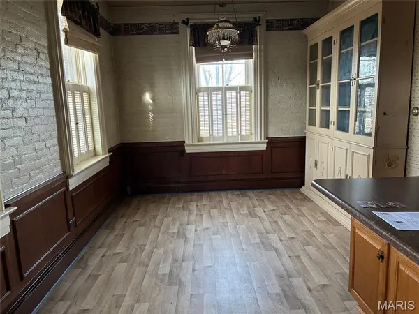 $399,000 | 305 North Hanover Street, Okawville, IL 62271