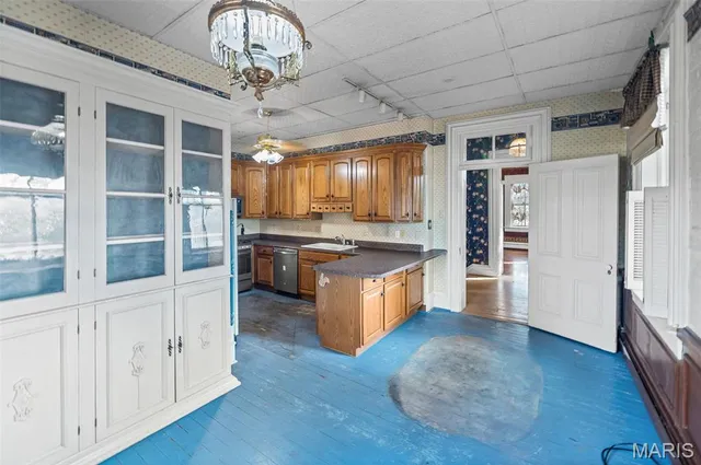 $399,000 | 305 North Hanover Street, Okawville, IL 62271