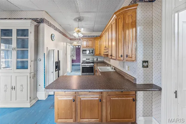 $399,000 | 305 North Hanover Street, Okawville, IL 62271