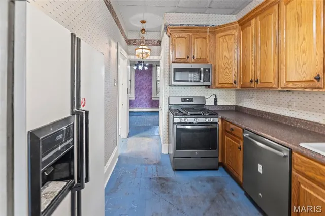 $399,000 | 305 North Hanover Street, Okawville, IL 62271