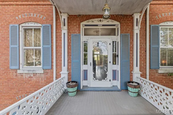 $399,000 | 305 North Hanover Street, Okawville, IL 62271