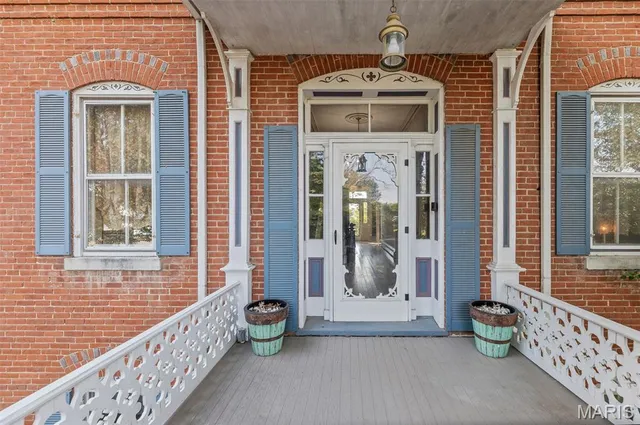 $399,000 | 305 North Hanover Street, Okawville, IL 62271