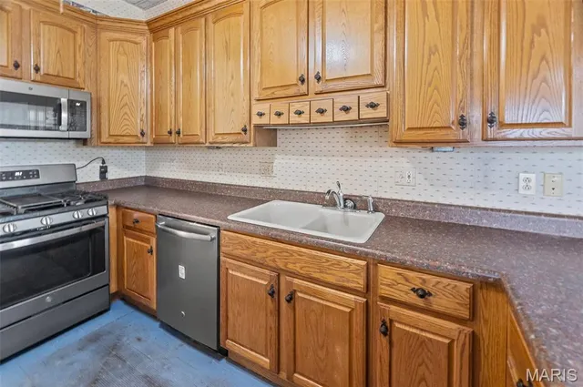 $399,000 | 305 North Hanover Street, Okawville, IL 62271