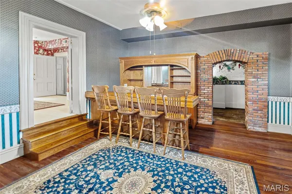 $399,000 | 305 North Hanover Street, Okawville, IL 62271