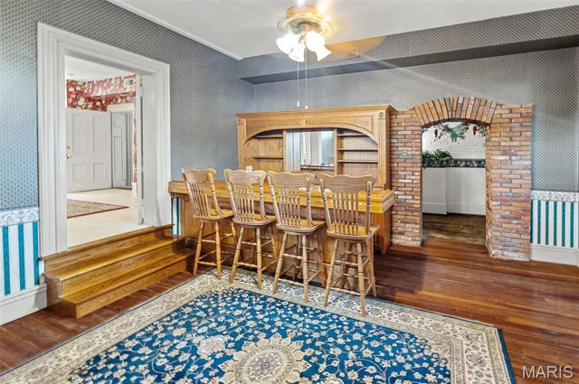 $399,000 | 305 North Hanover Street, Okawville, IL 62271