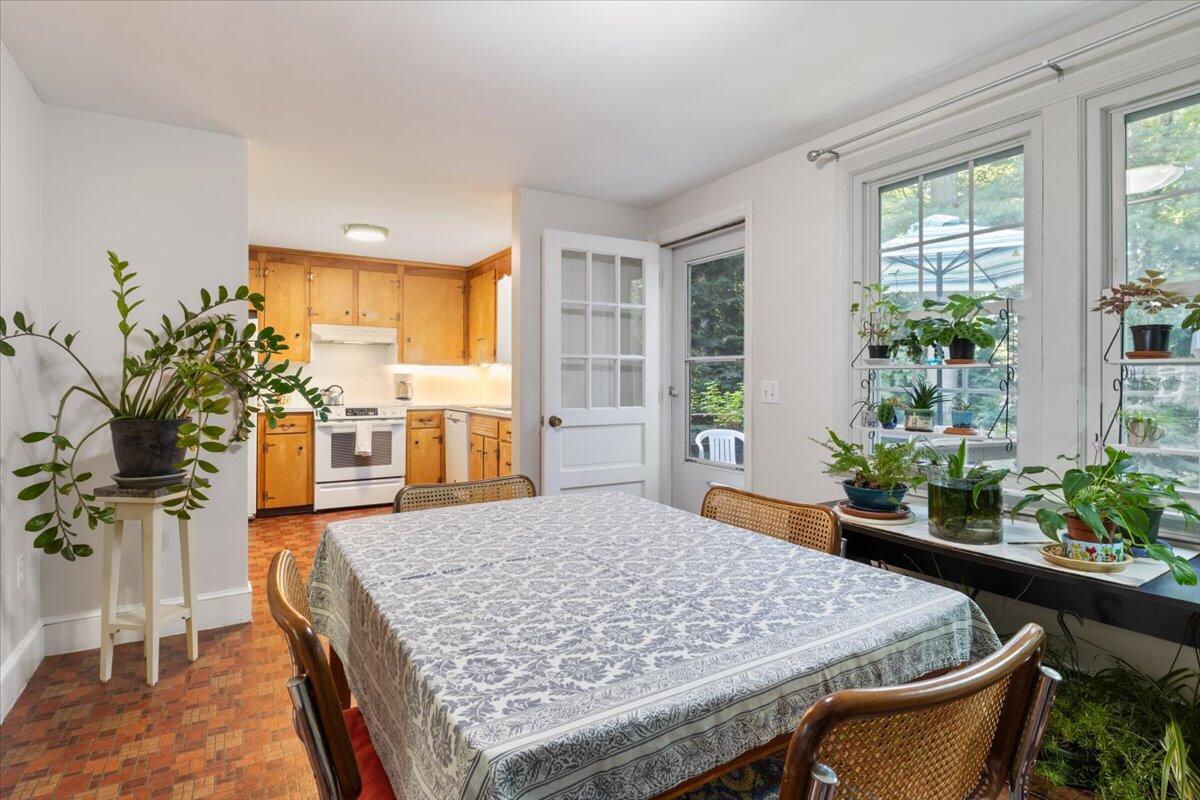 6 Cottage Farms Road Cumberland Center, ME 04021 - Photo 13 of 41 Cheerful dining area