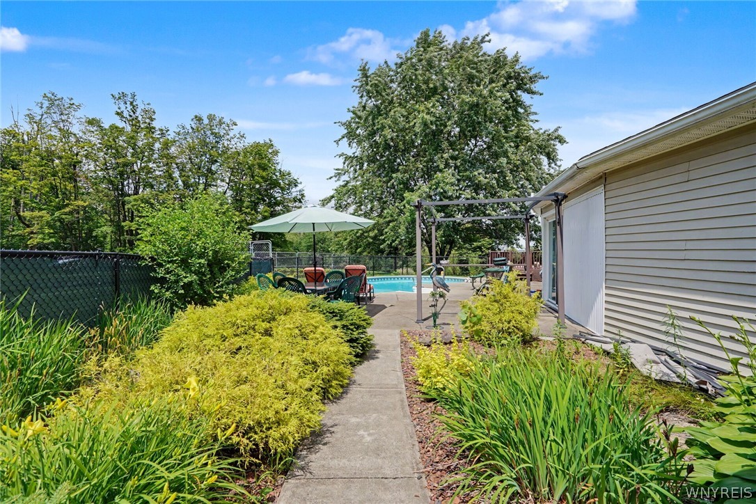 1738 Cheney Road Freedom, NY 14065 - Photo 14 of 47