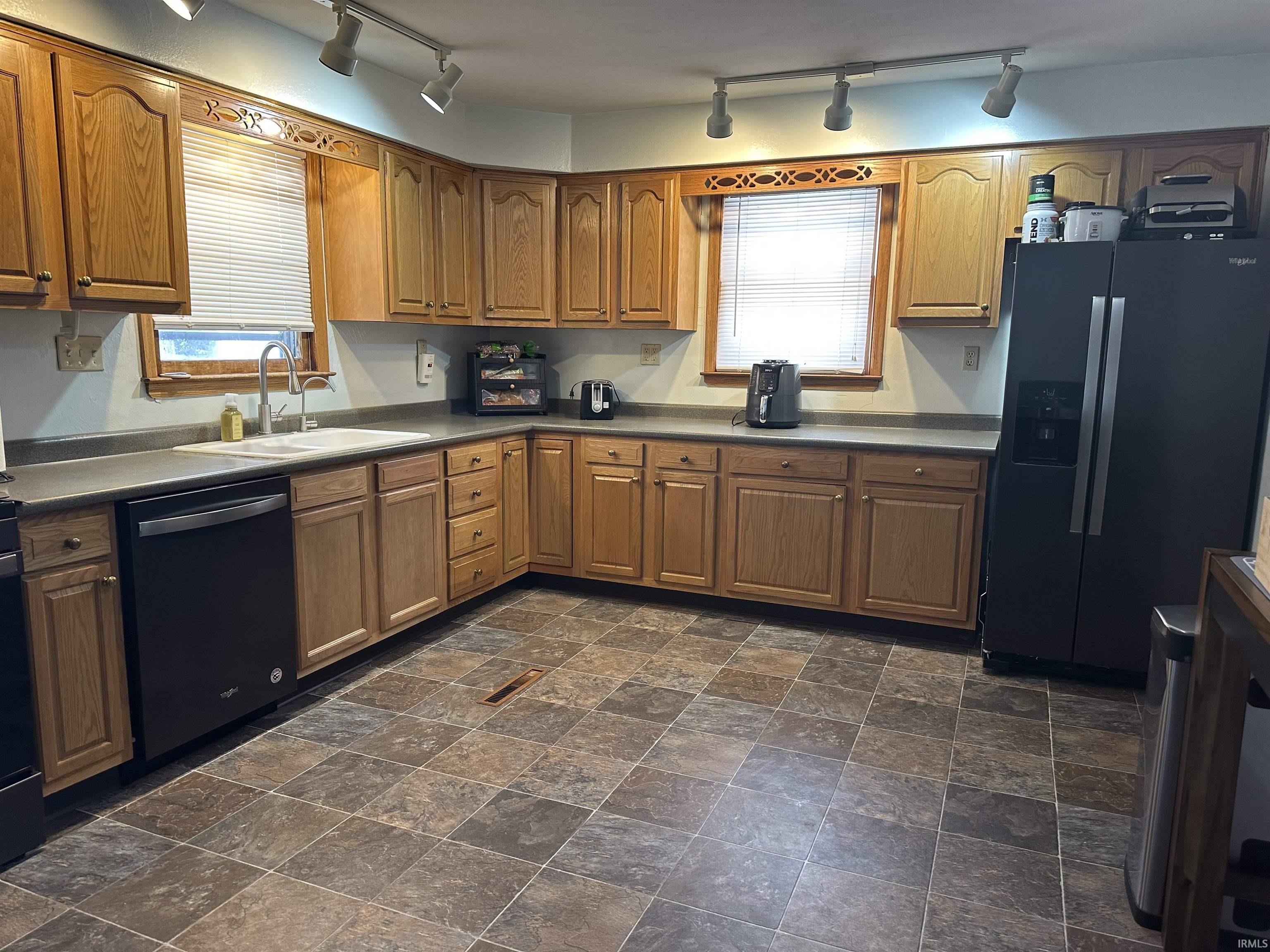 470 Washington Street Wabash, IN 46992 - Photo 22 of 29