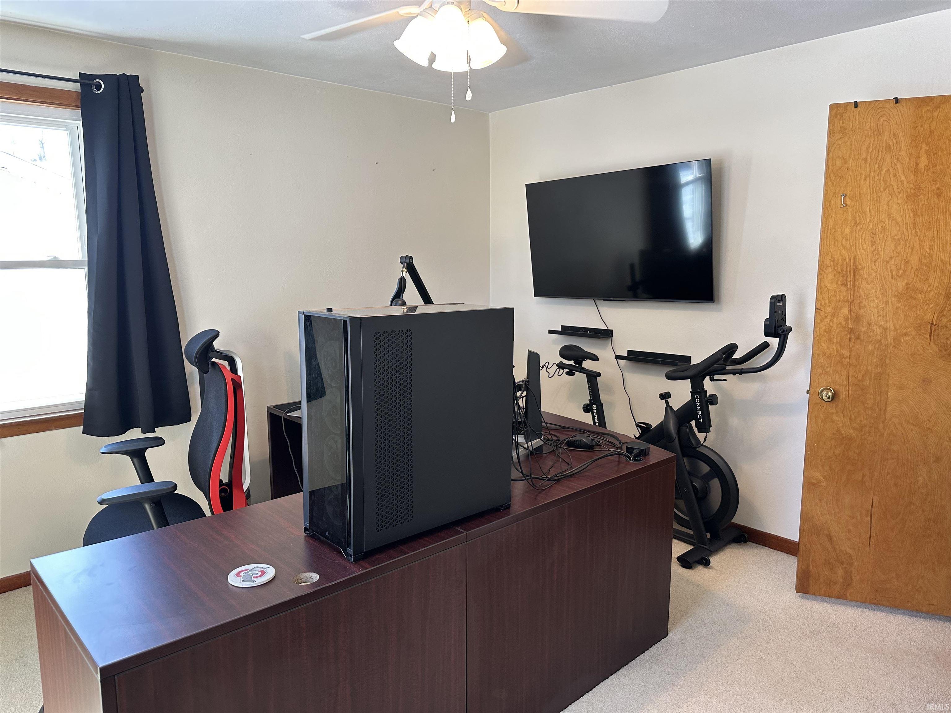 470 Washington Street Wabash, IN 46992 - Photo 3 of 29