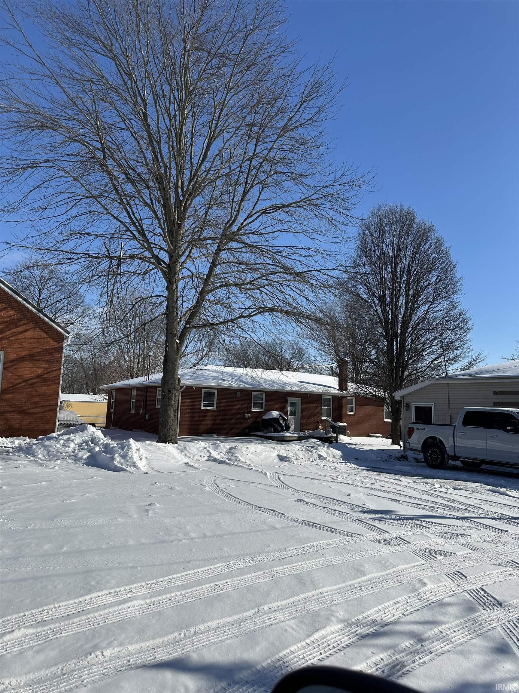 470 Washington Street Wabash, IN 46992 - Photo 4 of 28