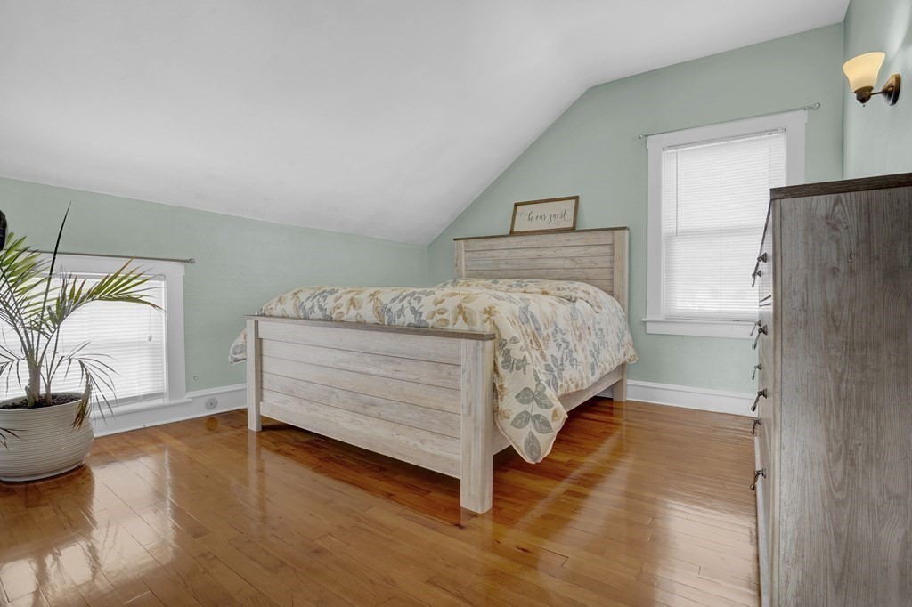 318 Cypress Street Fall River, MA 02720 - Photo 22 of 38