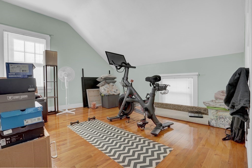 318 Cypress Street Fall River, MA 02720 - Photo 23 of 38