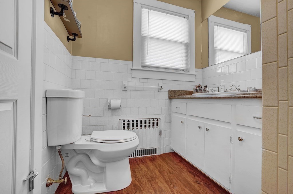 318 Cypress Street Fall River, MA 02720 - Photo 29 of 38