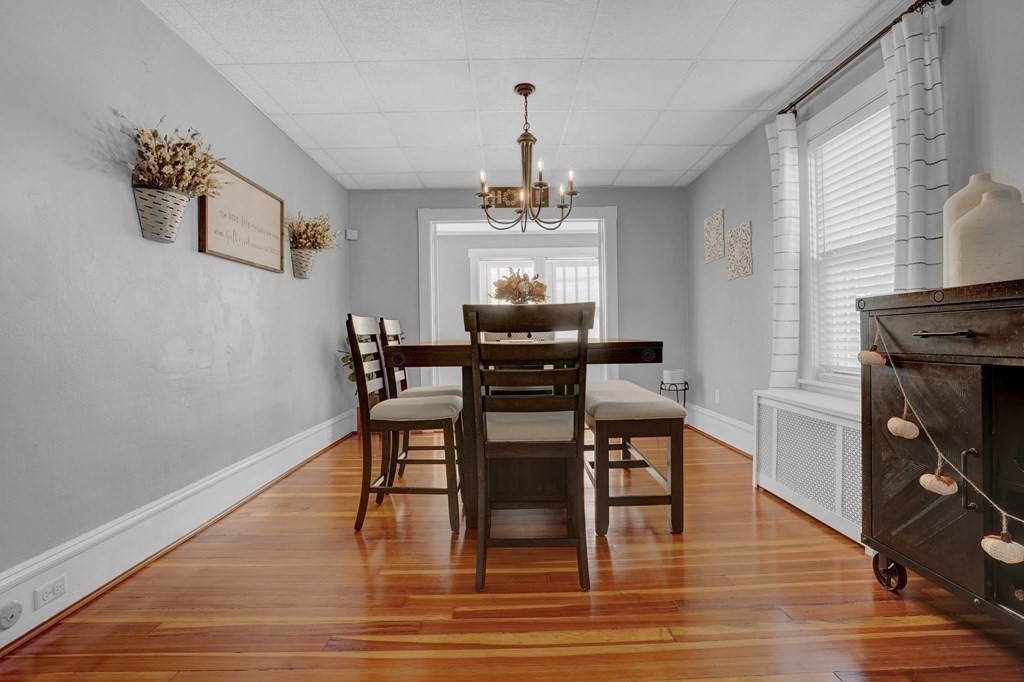 318 Cypress Street Fall River, MA 02720 - Photo 4 of 38