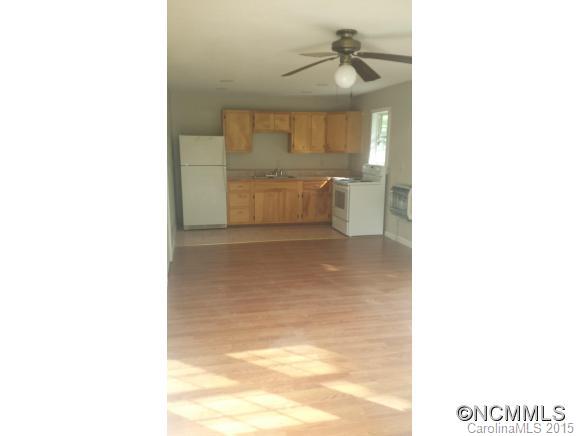 662 Lower Haw Branch Road Marion, NC 28752 - Photo 3 of 20 Gallery Image 3