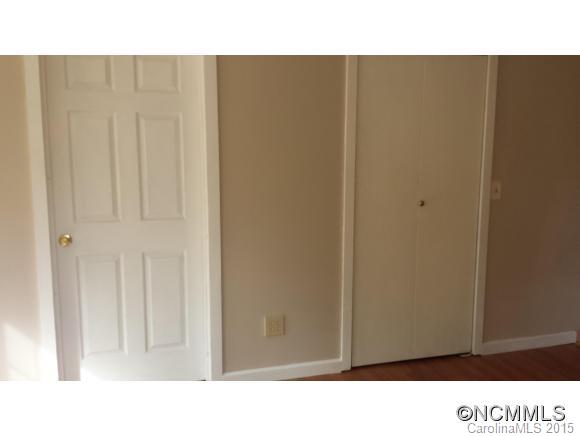 662 Lower Haw Branch Road Marion, NC 28752 - Photo 5 of 20 Gallery Image 5