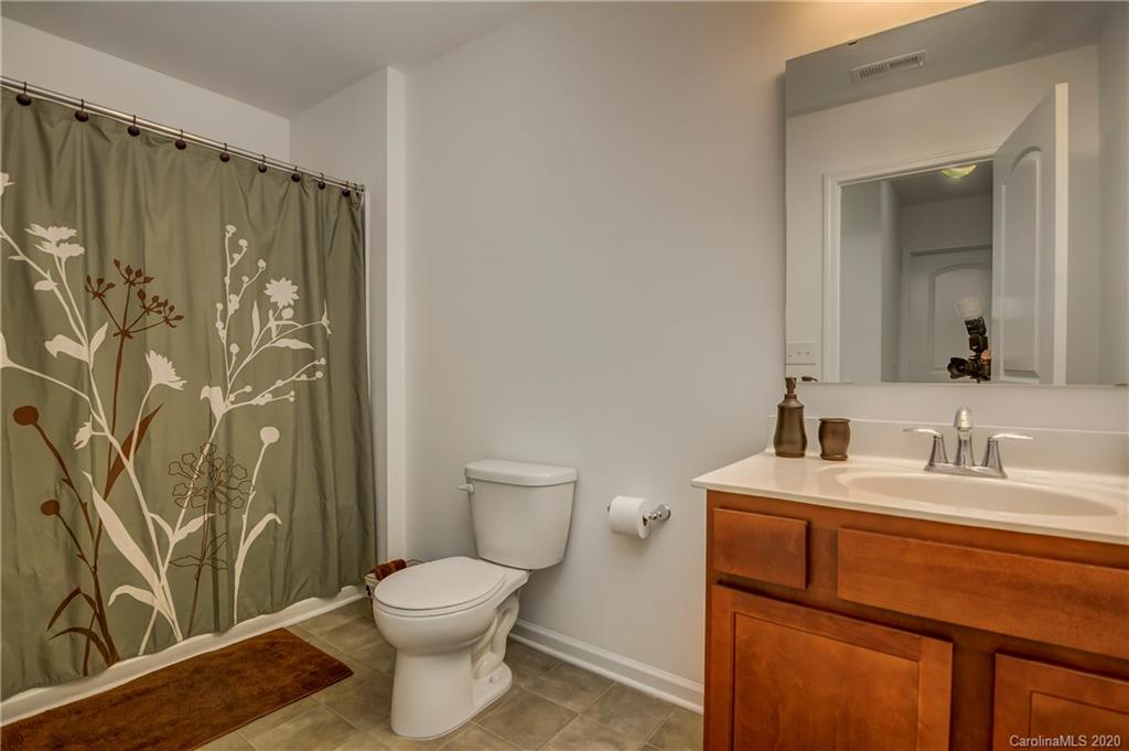 6018 Raisin Tree Lane Charlotte, NC 28215 - Photo 17 of 30 Gallery Image 17
