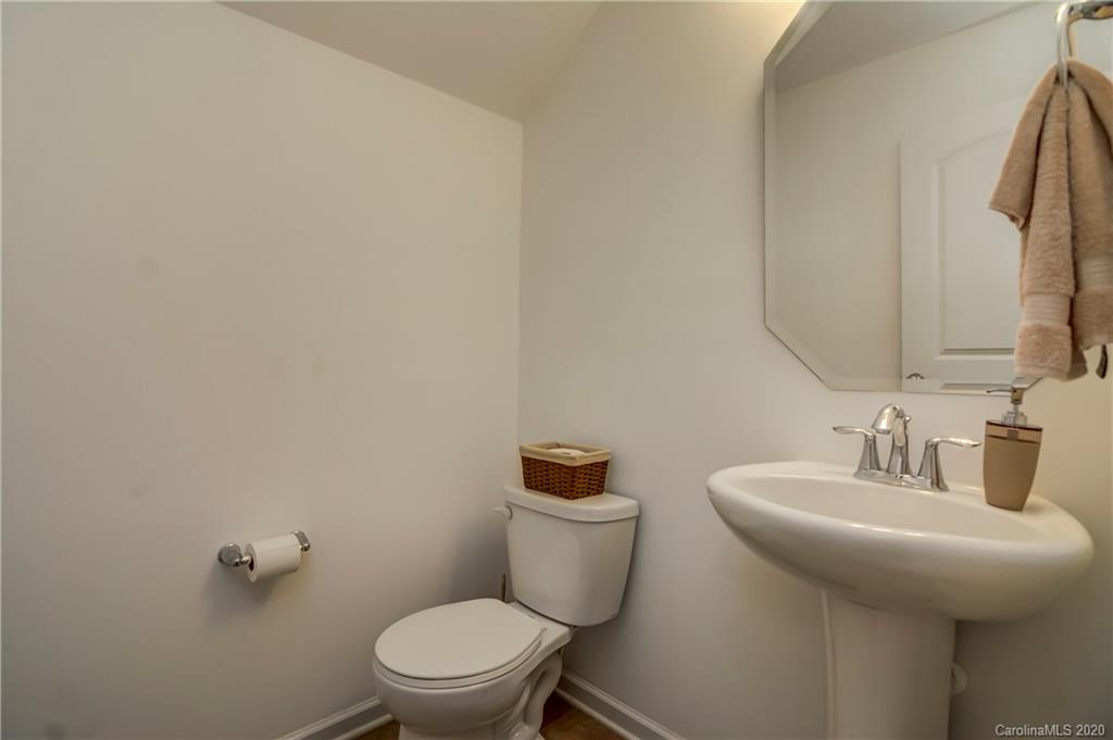 6018 Raisin Tree Lane Charlotte, NC 28215 - Photo 22 of 30 Gallery Image 22