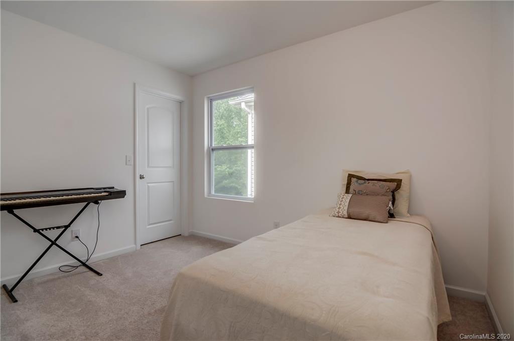 6018 Raisin Tree Lane Charlotte, NC 28215 - Photo 23 of 30 Gallery Image 23