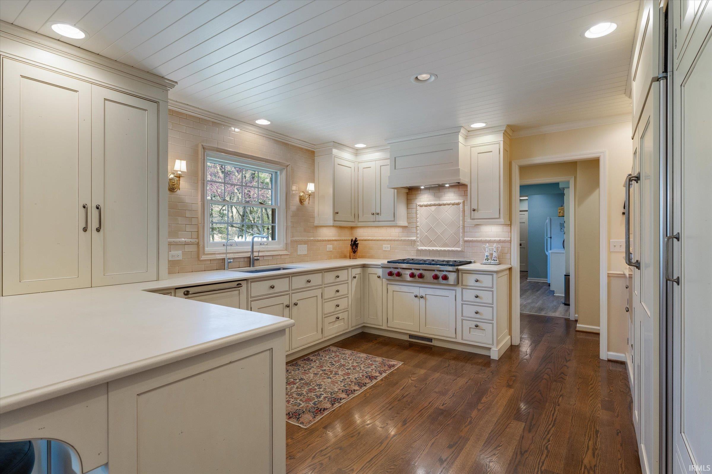 2323 Topsfield Road South Bend, IN 46614 - Photo 9 of 35 Gallery Image 9