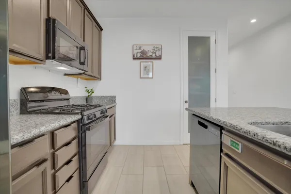 $700,000 | 15532 Warbler Place, Lathrop, CA 95330
