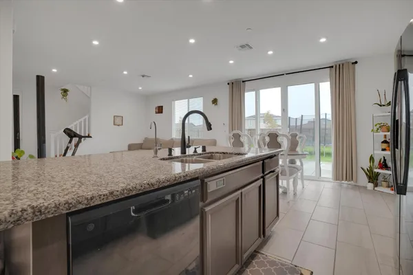 $700,000 | 15532 Warbler Place, Lathrop, CA 95330