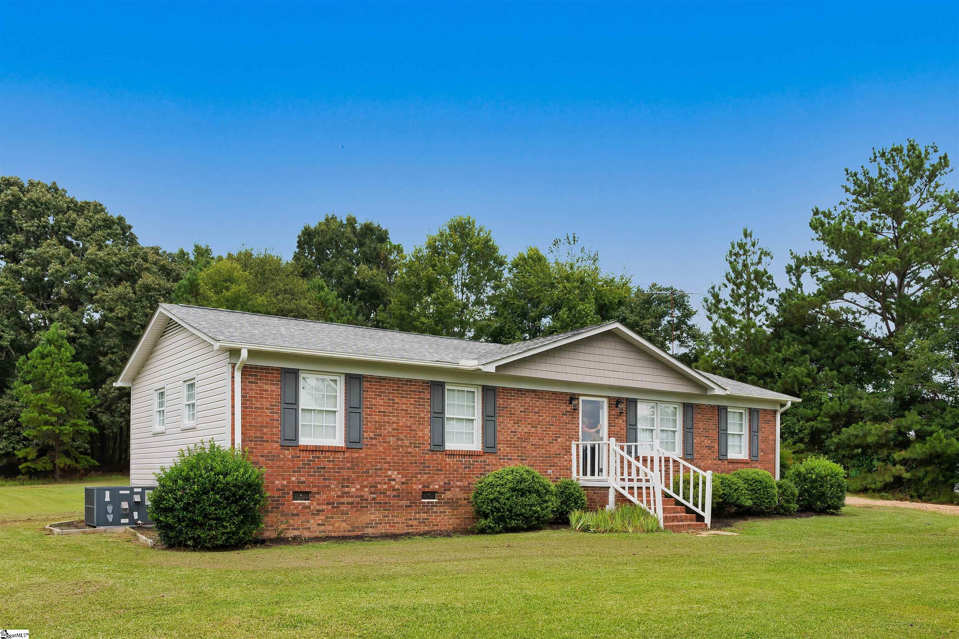 921 Barnado Road Union, SC 29379 - Photo 3 of 31