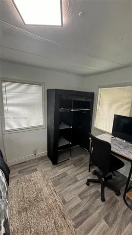 $1,300 | 601 Northeast 4th Court, Unit 7A, Hallandale Beach, FL 33009