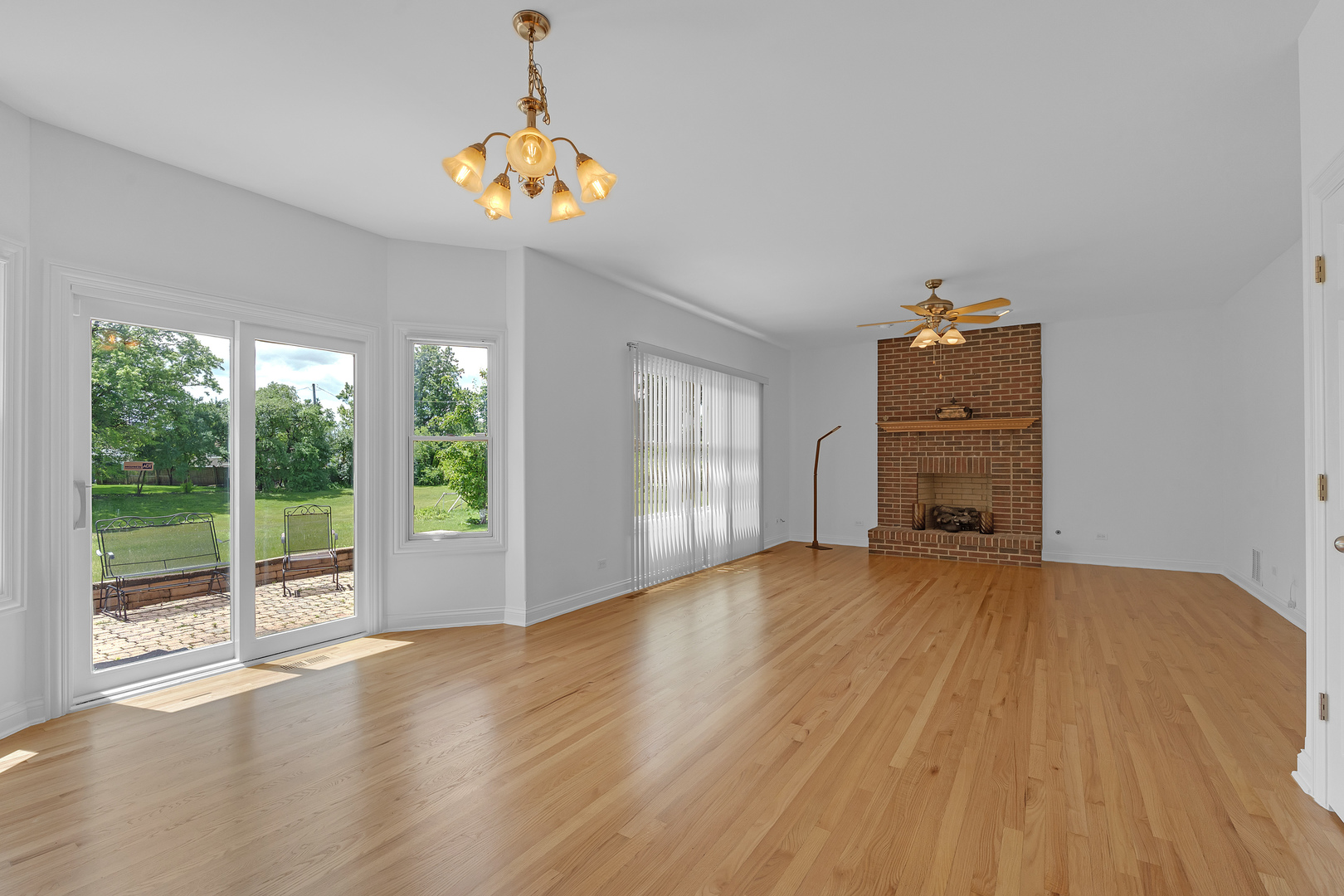 427 Natoma Avenue Addison, IL 60101 - Photo 10 of 27